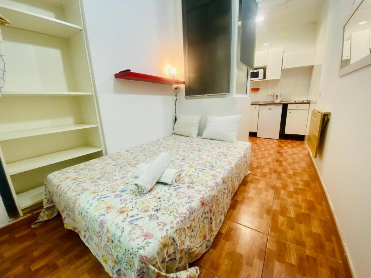Appartamento Apartamento 2.3 Barcellona Esterno foto
