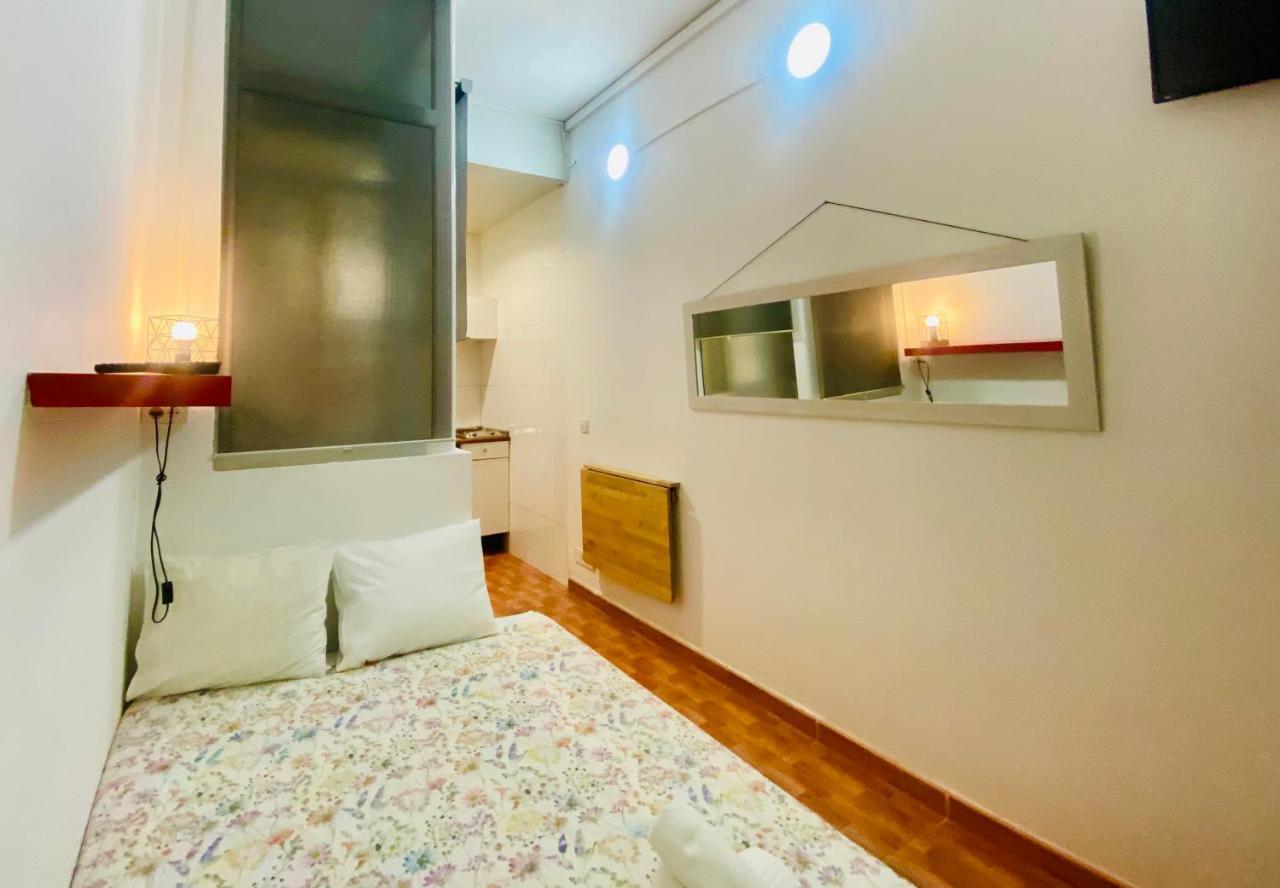 Appartamento Apartamento 2.3 Barcellona Esterno foto